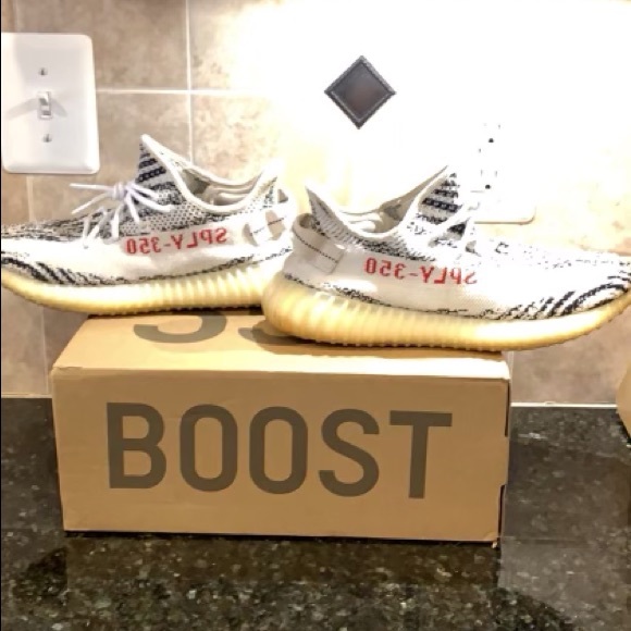 Yeezy Boost 350 V2 Zebra. - Picture 1 of 9
